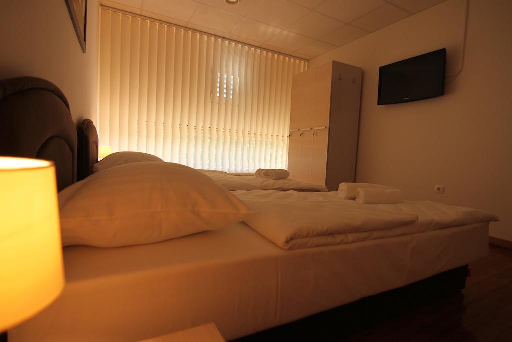 Rooms Xxl Zagrzeb Pokój zdjęcie